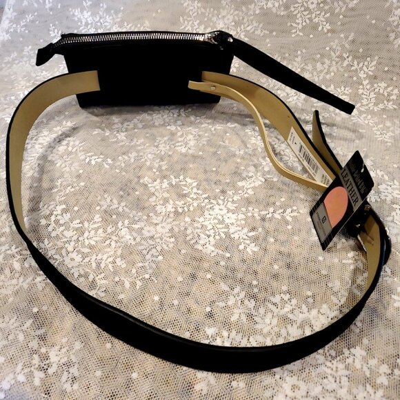 L@@K STONE MOUNTIAN Leather Black Belt with Purse NWT~ Cute & Practical - Picture 3 of 8